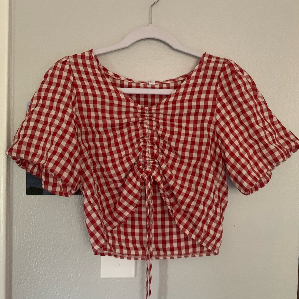 Crop top